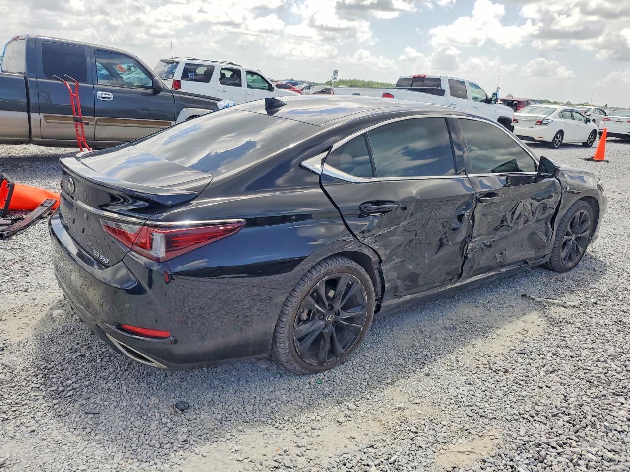 2023 Lexus Es 350 F Sport Handling - Фото 3