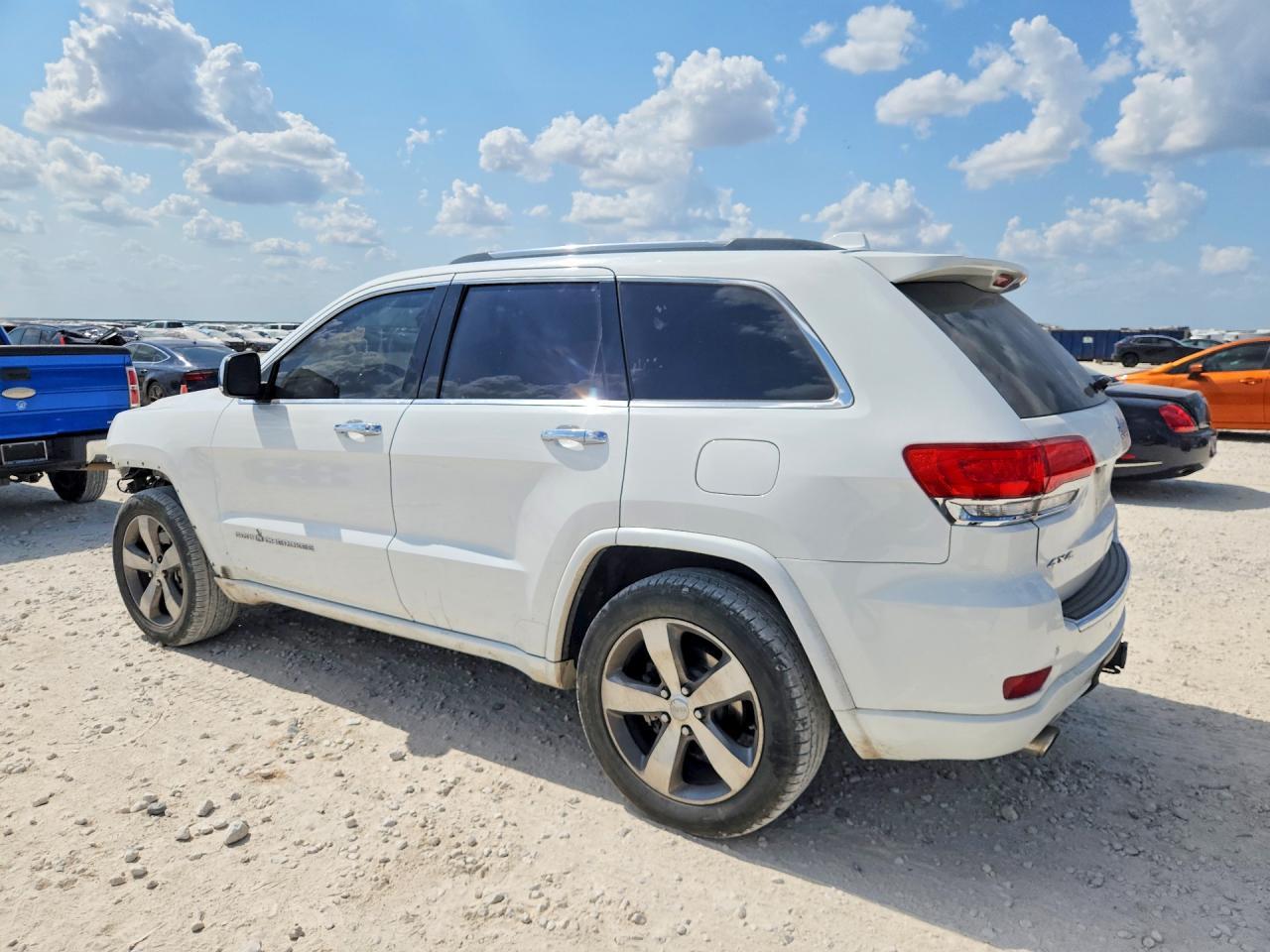 2014 Jeep Grand Cherokee Overland - Фото 2