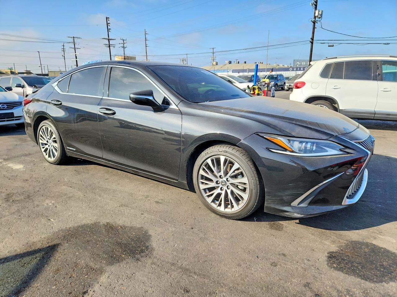 2020 Lexus Es 300H - Image 4