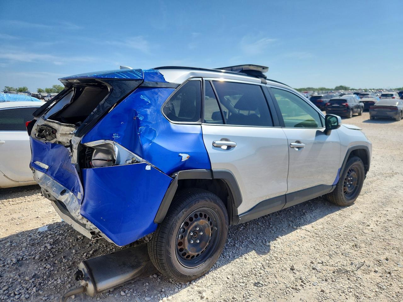 2019 Toyota Rav4 Le - Фото 3