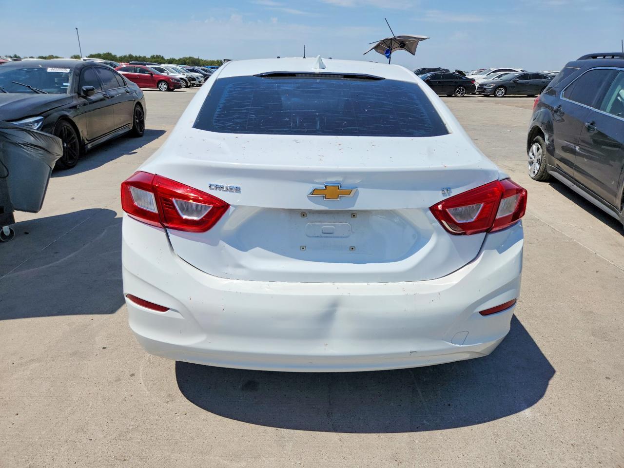 2017 Chevrolet Cruze Lt - Image 6