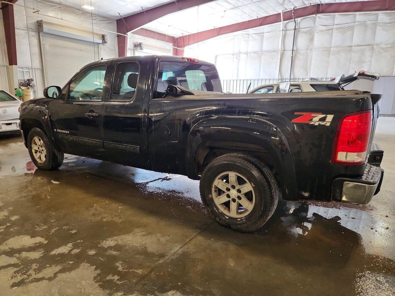 2008 GMC Sierra K1500 - Image 2