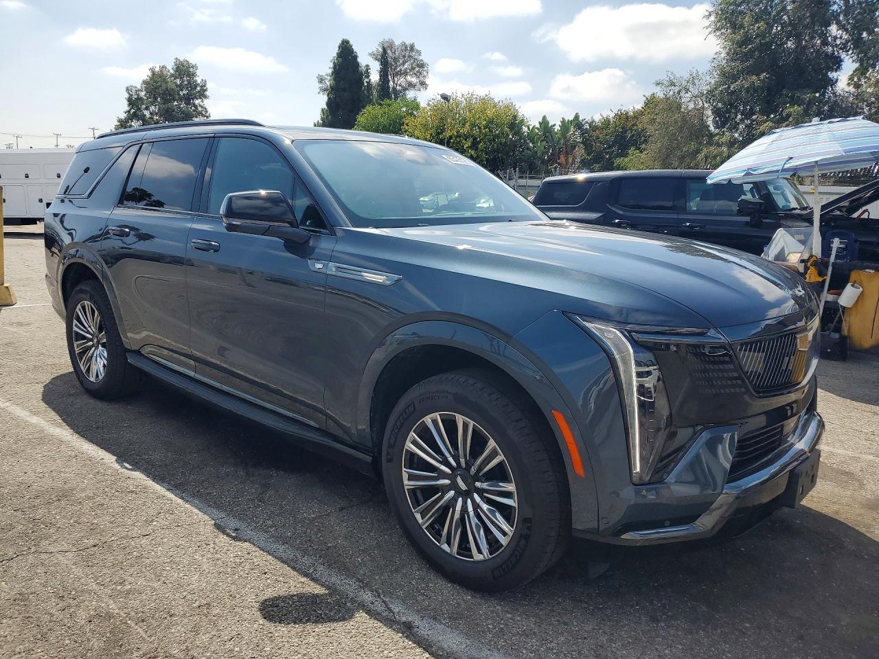 2026 Cadillac Escalade Iq L Sport-1 - Image 4