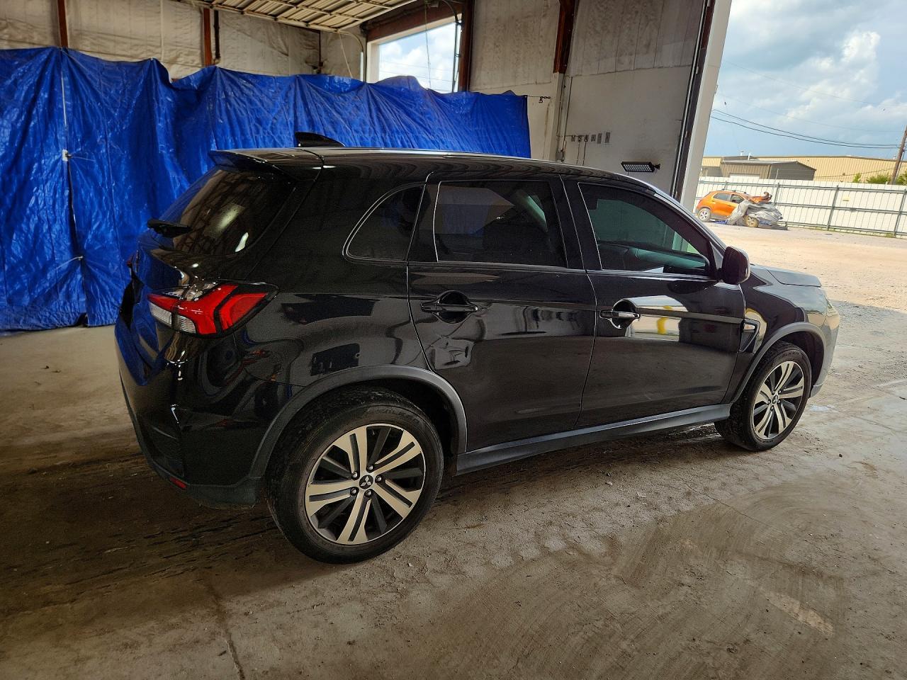 2021 Mitsubishi Outlander Sport Es - Фото 3