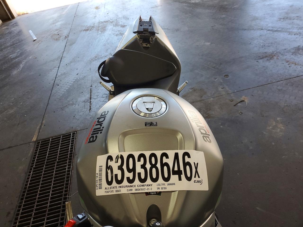 2024 Aprilia Rsv4 1100 - Фото 5