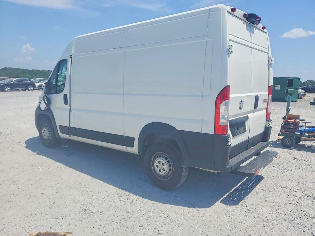 2024 Ram Promaster 1500 Delivery Van - Фото 2