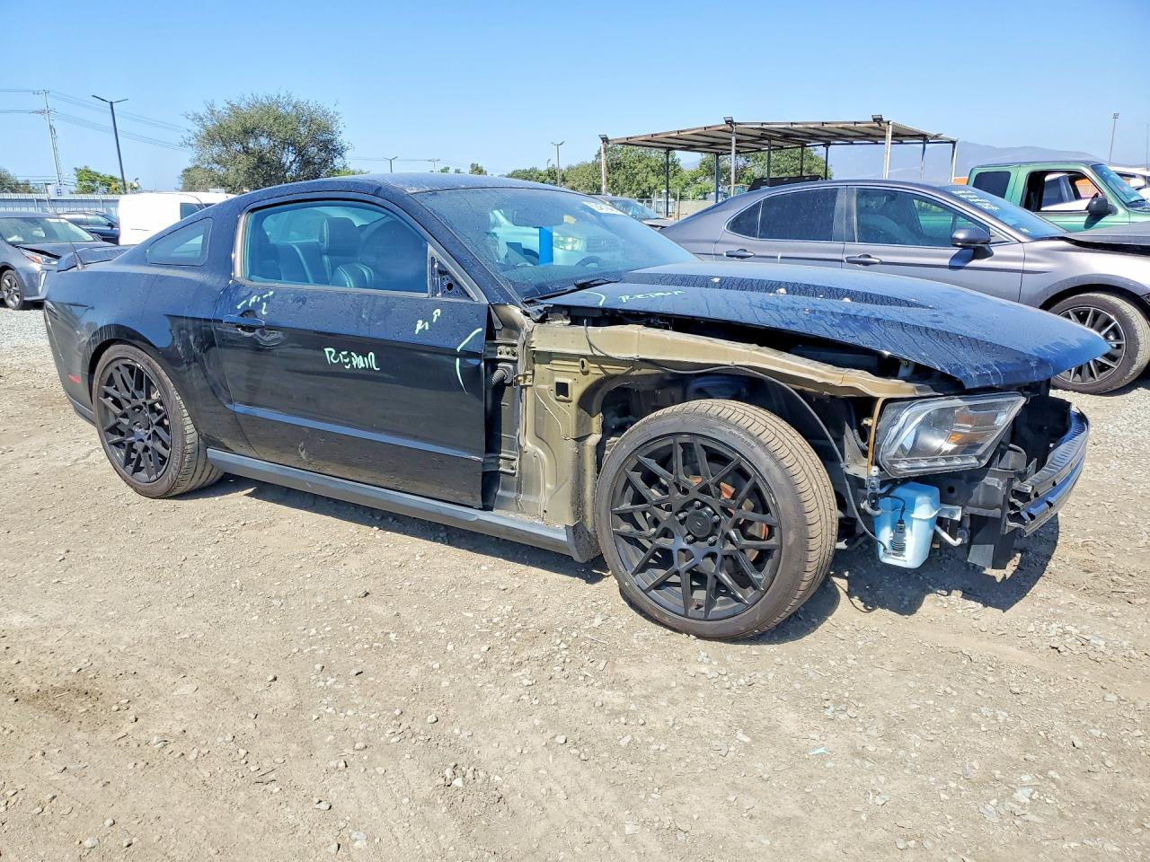 2011 Ford Mustang Gt - Фото 4