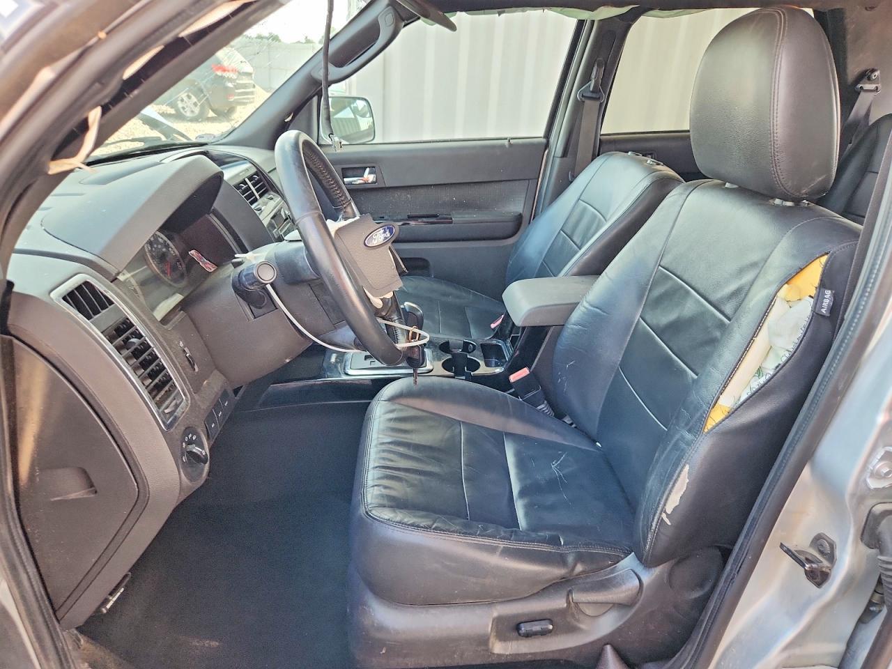2010 Ford Escape Limited - Image 7