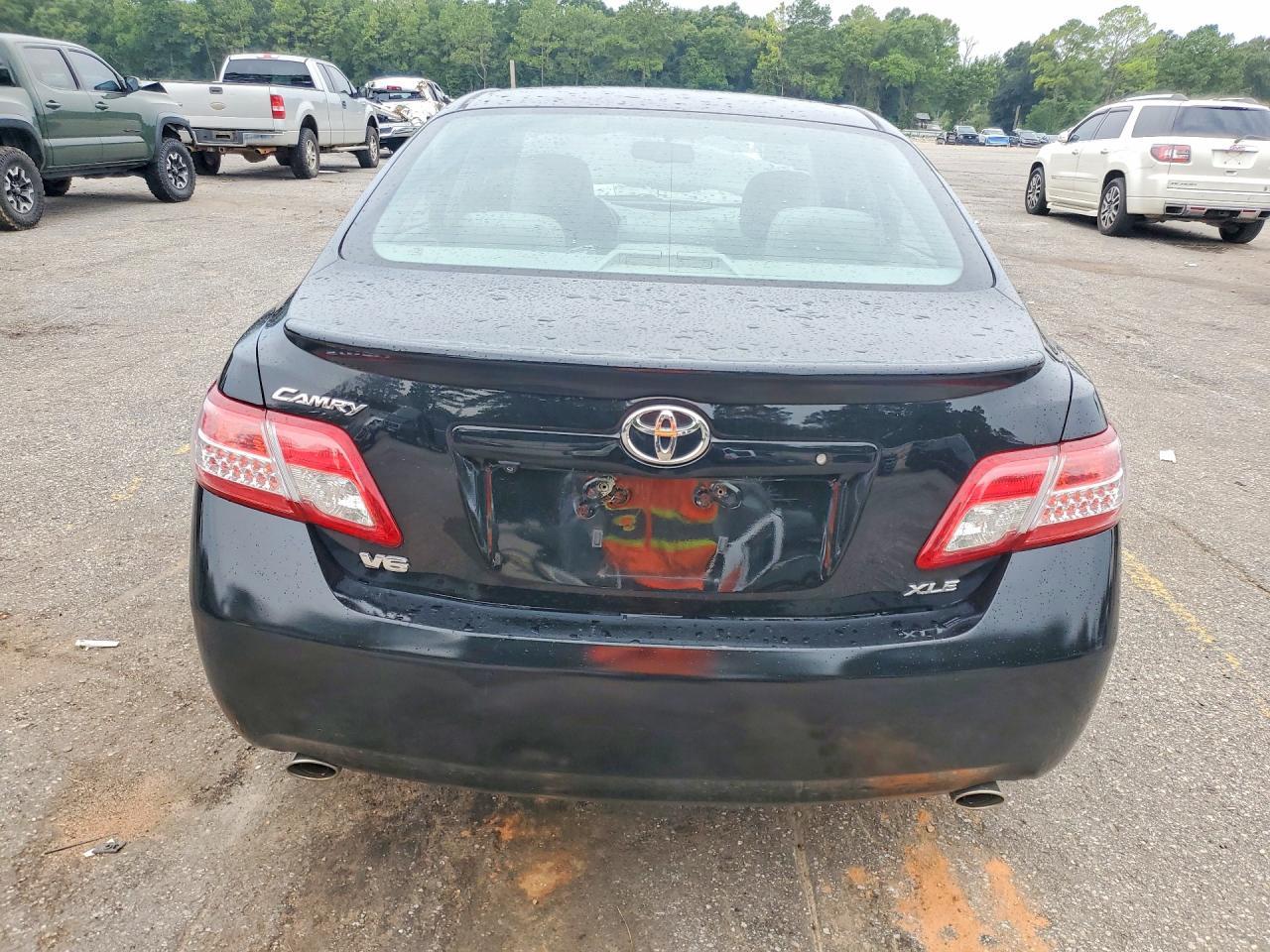2009 Toyota Camry Xle V6 - Image 6