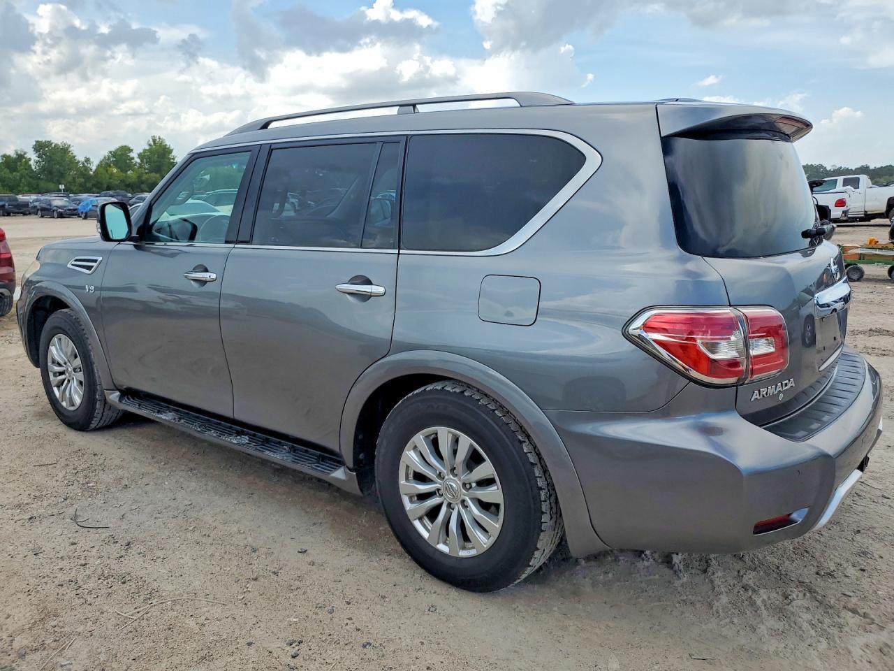 2017 Nissan Armada Sv - Image 2