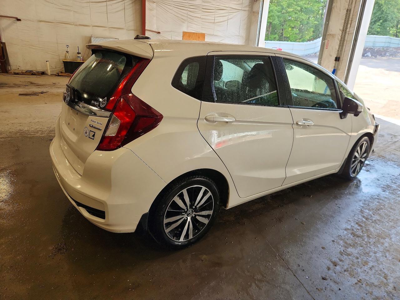 2020 Honda Fit Ex - Image 3