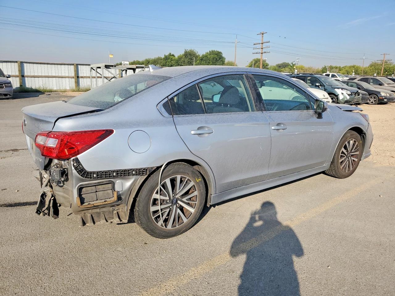 2019 Subaru Legacy 2.5I Premium - Image 3