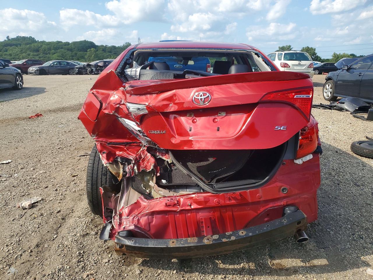 2017 Toyota Corolla Se - Фото 6