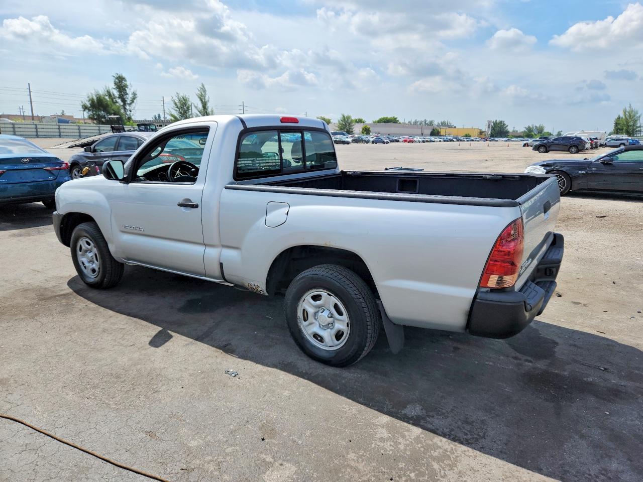 2010 Toyota Tacoma Base - Фото 2