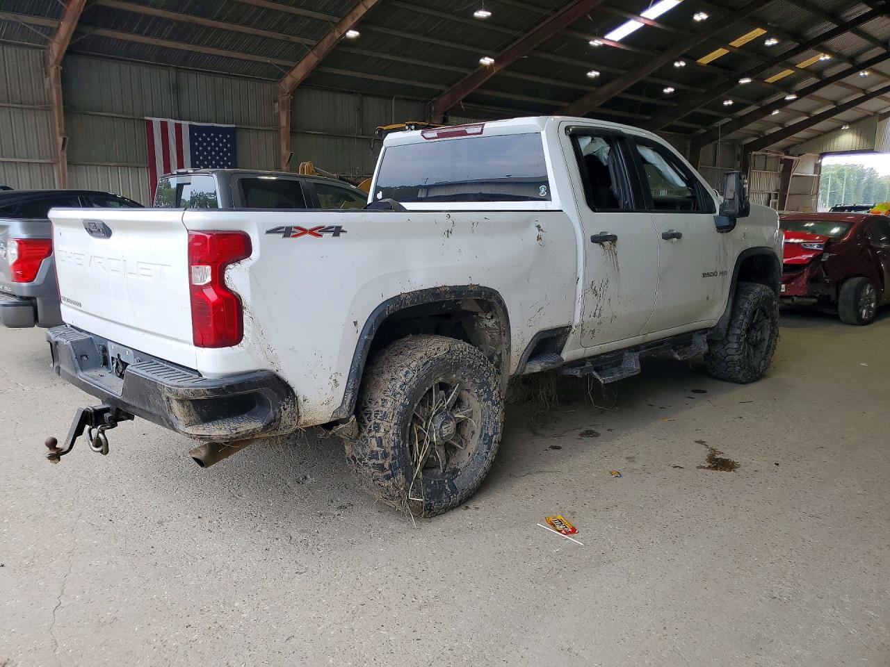 2021 Chevrolet Silverado K2500 Heavy Duty - Фото 3