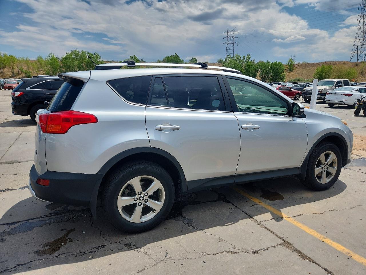 2015 Toyota Rav4 Xle - Фото 3