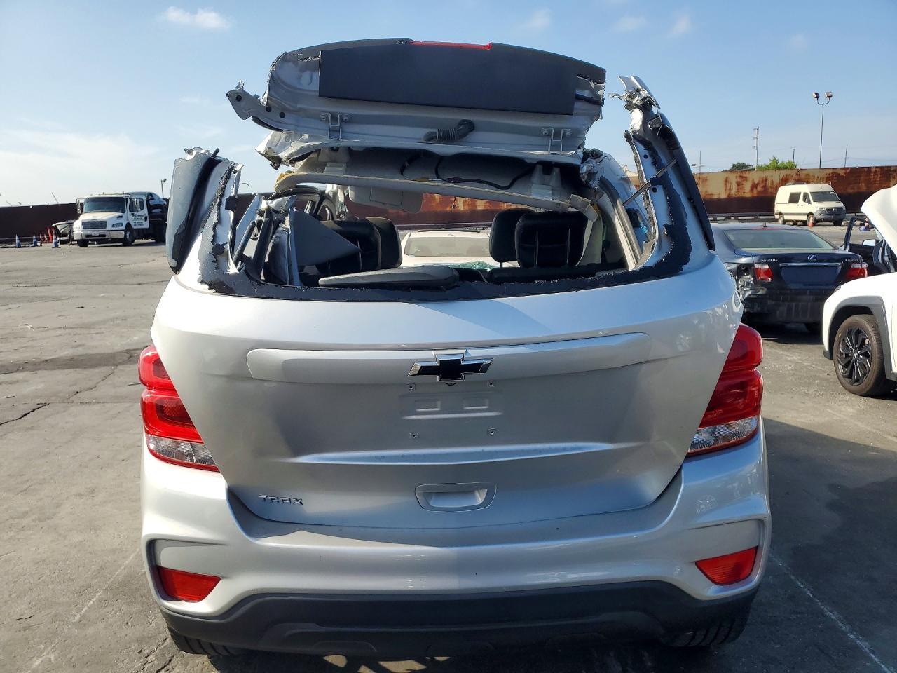 2021 Chevrolet Trax 1Lt - Image 6