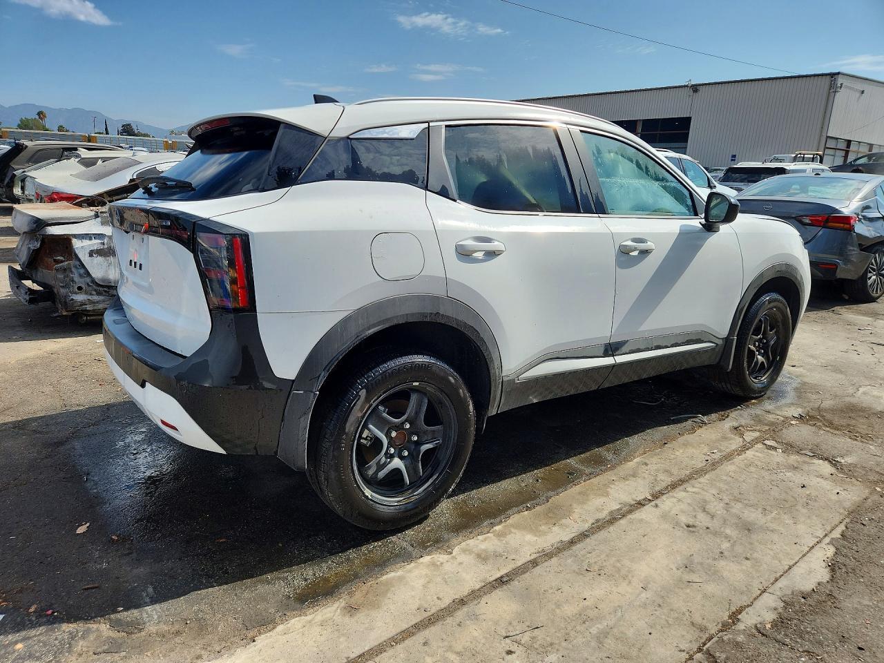2026 Nissan Kicks Sv - Image 3