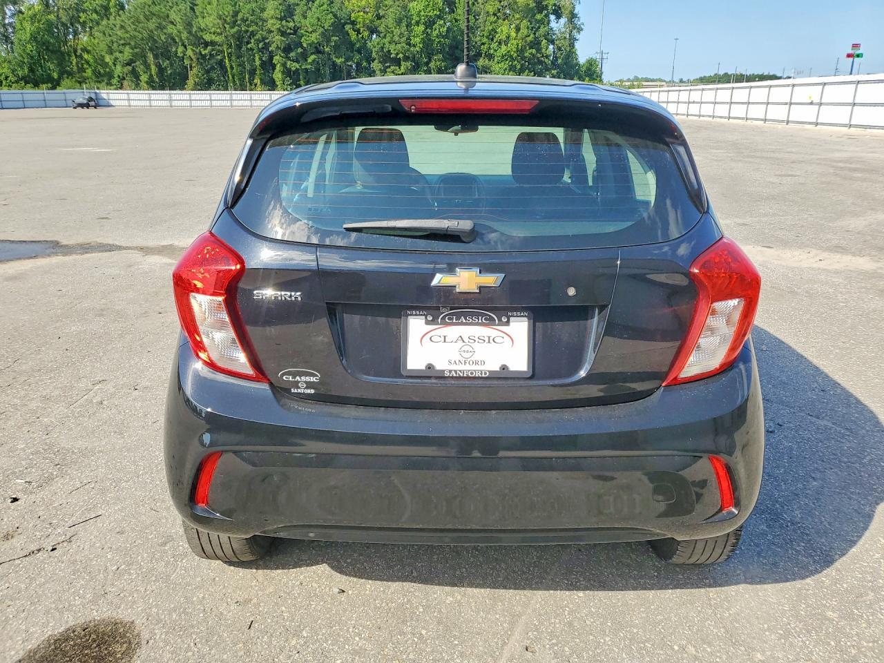 2020 Chevrolet Spark Ls - Фото 6