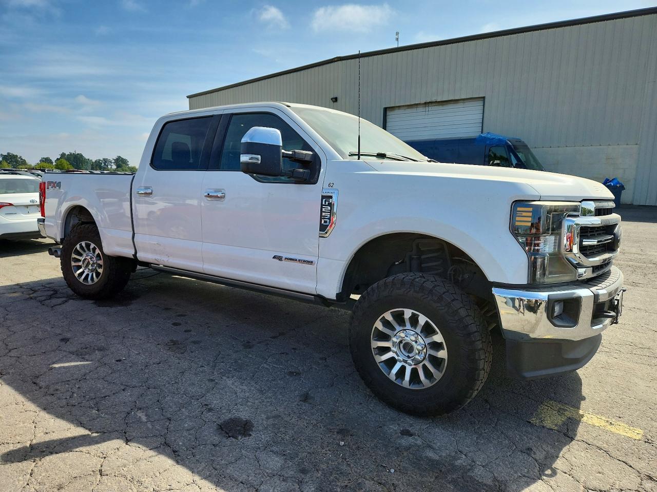 2022 Ford F250 Super Duty - Фото 4