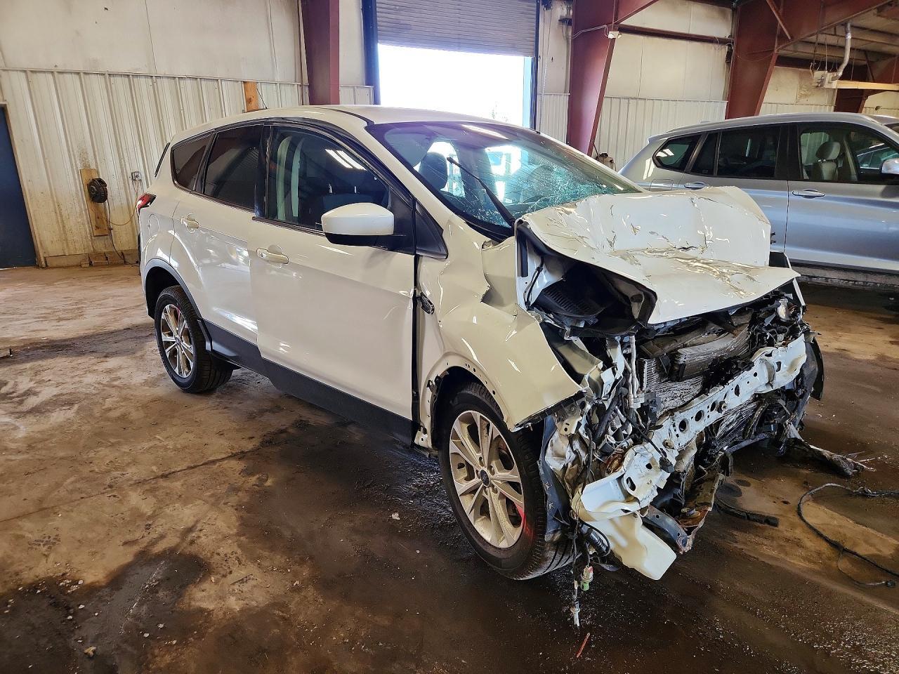 2019 Ford Escape Se - Фото 4