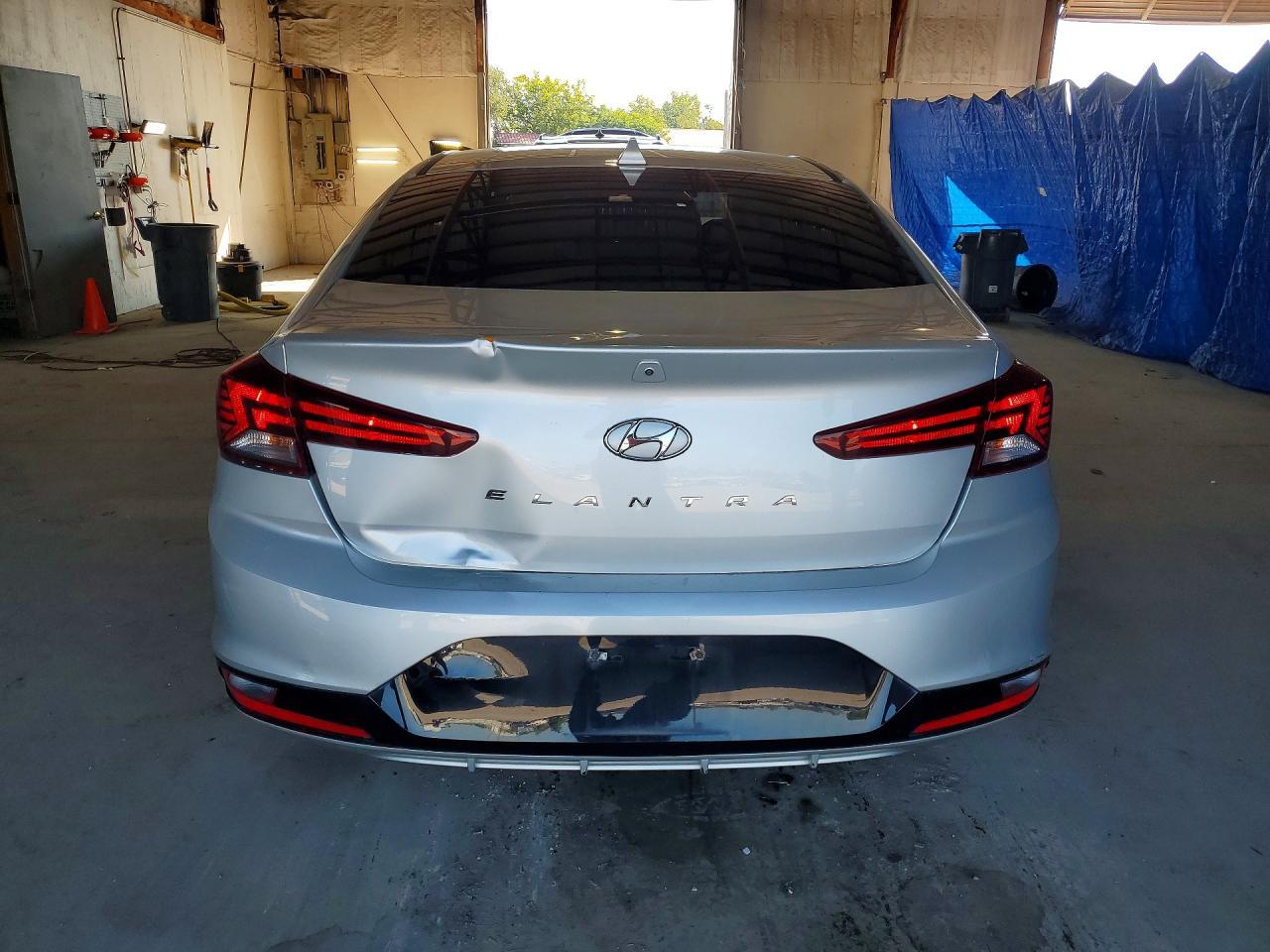 2019 Hyundai Elantra Value Edition - Фото 6