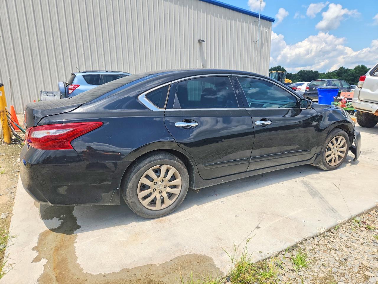 2018 Nissan Altima 2.5 S - Фото 3