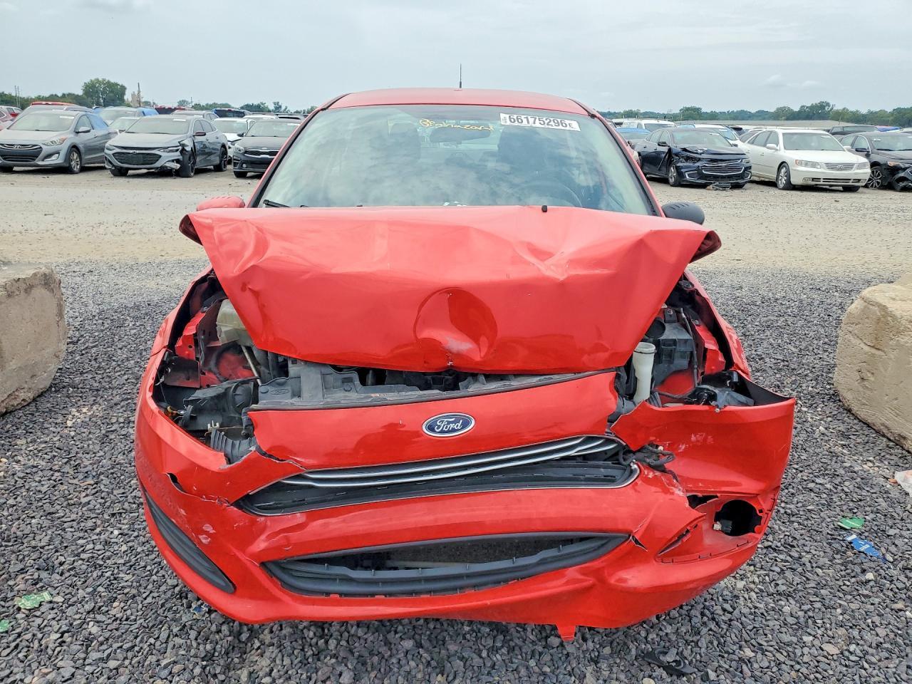 2014 Ford Fiesta Se - Image 5