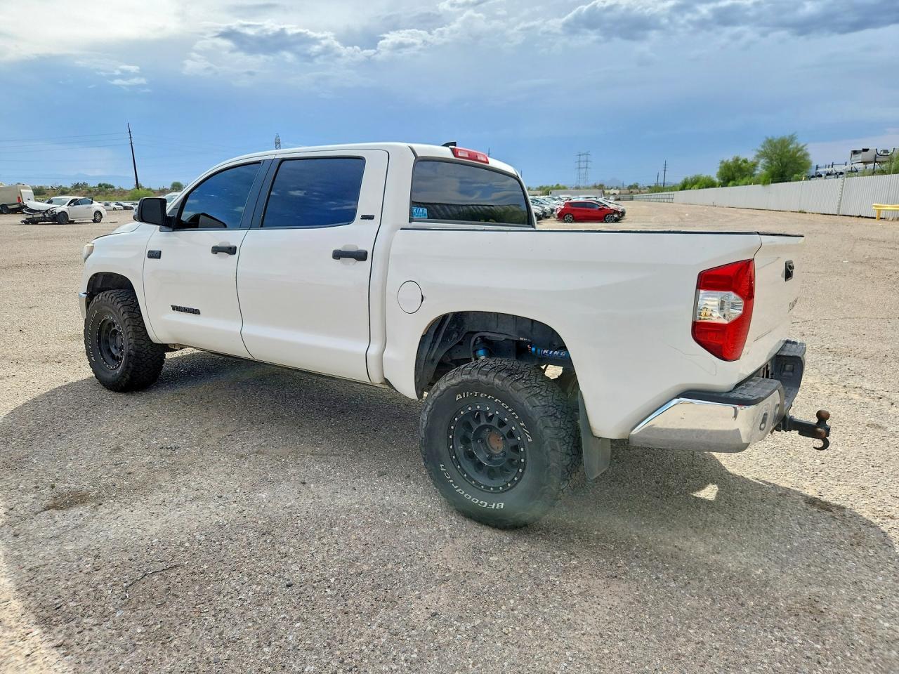 2021 Toyota Tundra Crewmax Sr5 - Фото 2