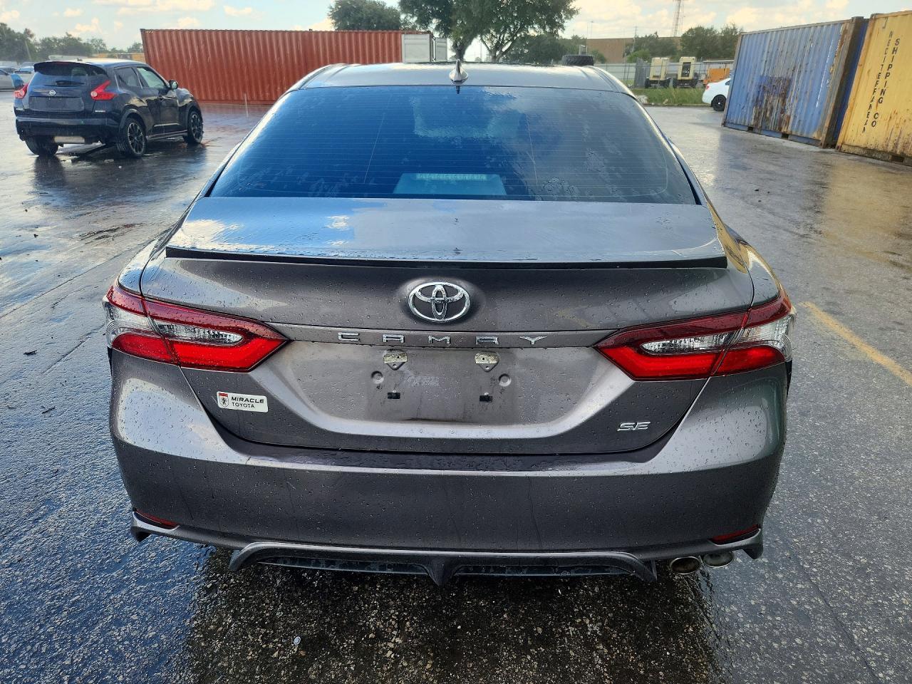 2024 Toyota Camry Se - Фото 6