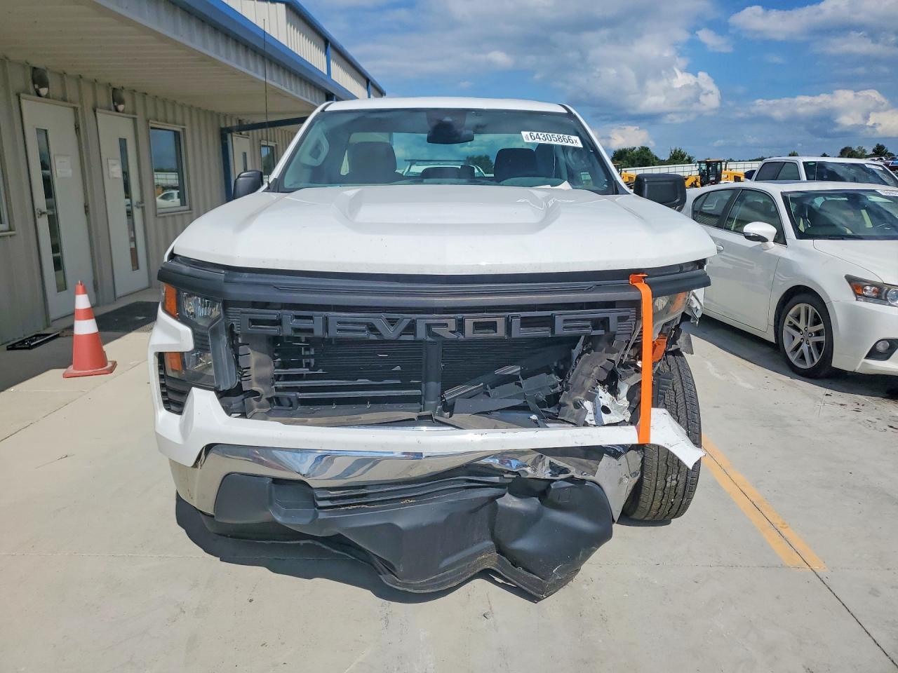 2022 Chevrolet Silverado C1500 - Фото 5