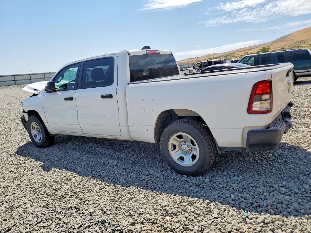 2023 Ram 1500 Tradesman - Фото 2