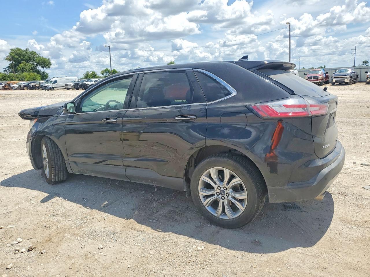 2019 Ford Edge Titanium - Фото 2