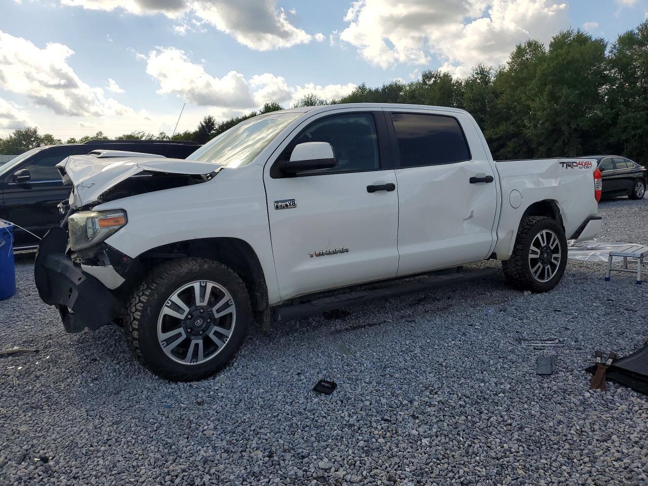 2018 Toyota Tundra Crewmax Sr5