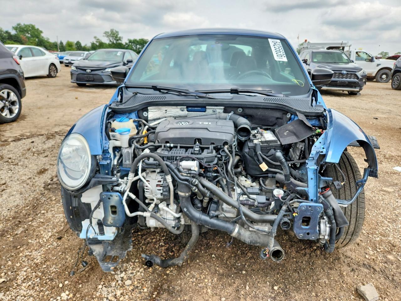 2017 Volkswagen Beetle 1.8T - Фото 5