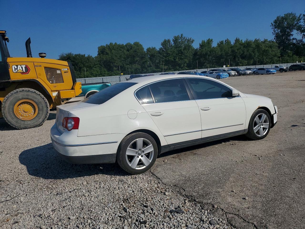 2008 Volkswagen Passat Komfort - Image 3