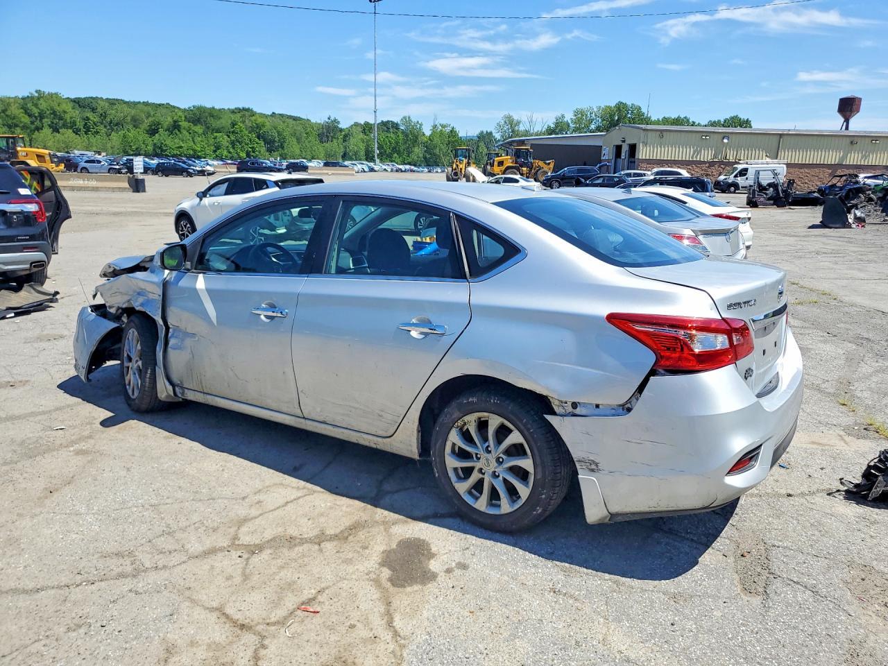 2019 Nissan Sentra Sv - Image 2