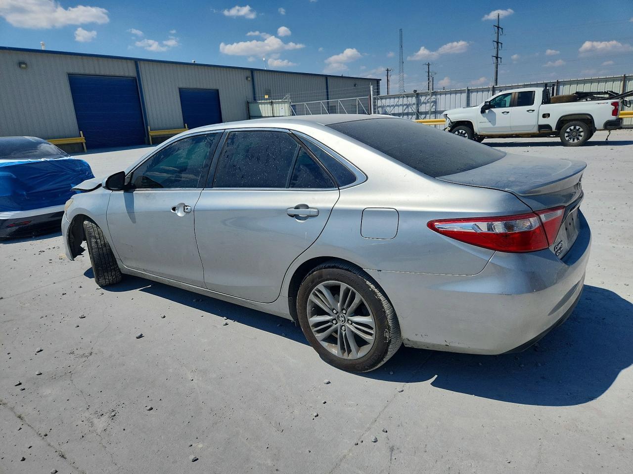 2015 Toyota Camry Se - Фото 2