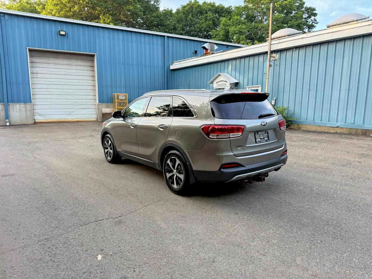 2016 Kia Sorento Ex - Image 3