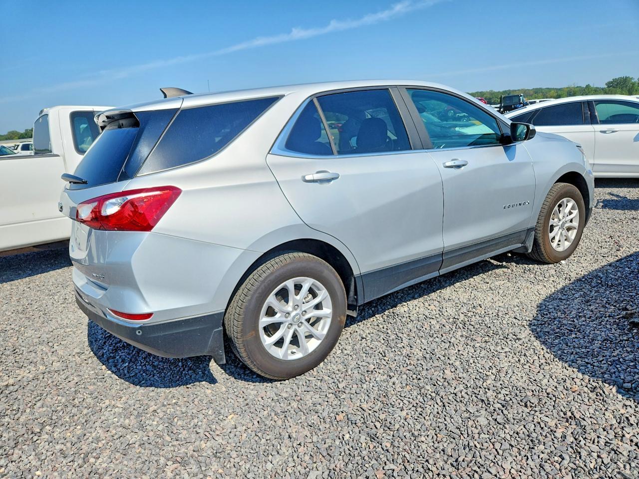 2021 Chevrolet Equinox Lt - Фото 3