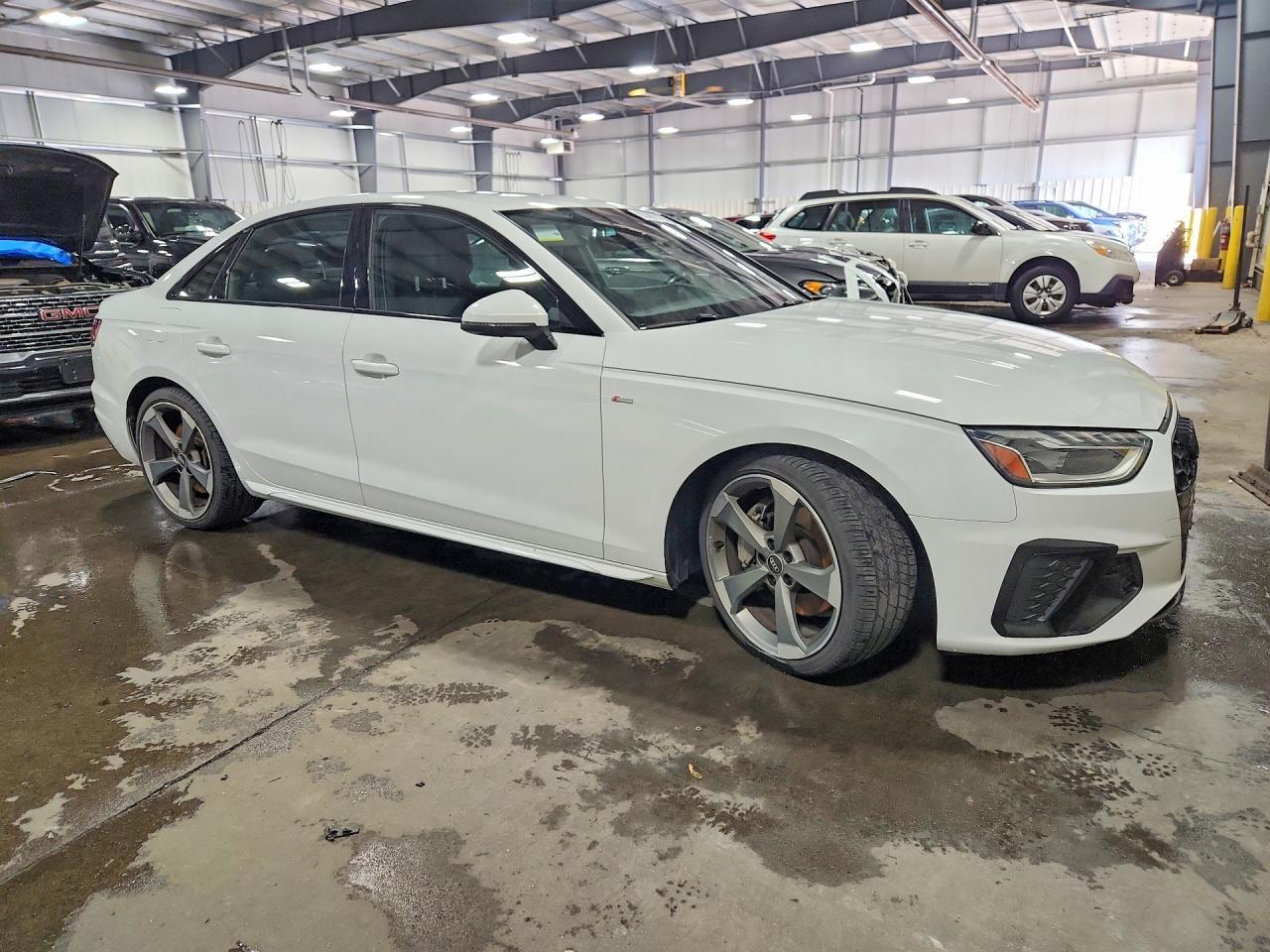 2021 Audi A4 Premium Plus 45 - Фото 4