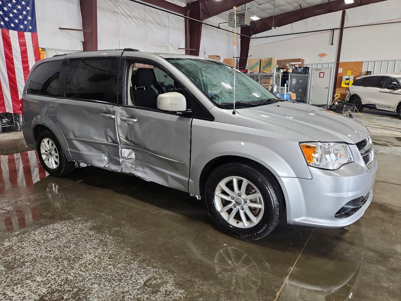 2015 Dodge Grand Caravan Sxt - Фото 4