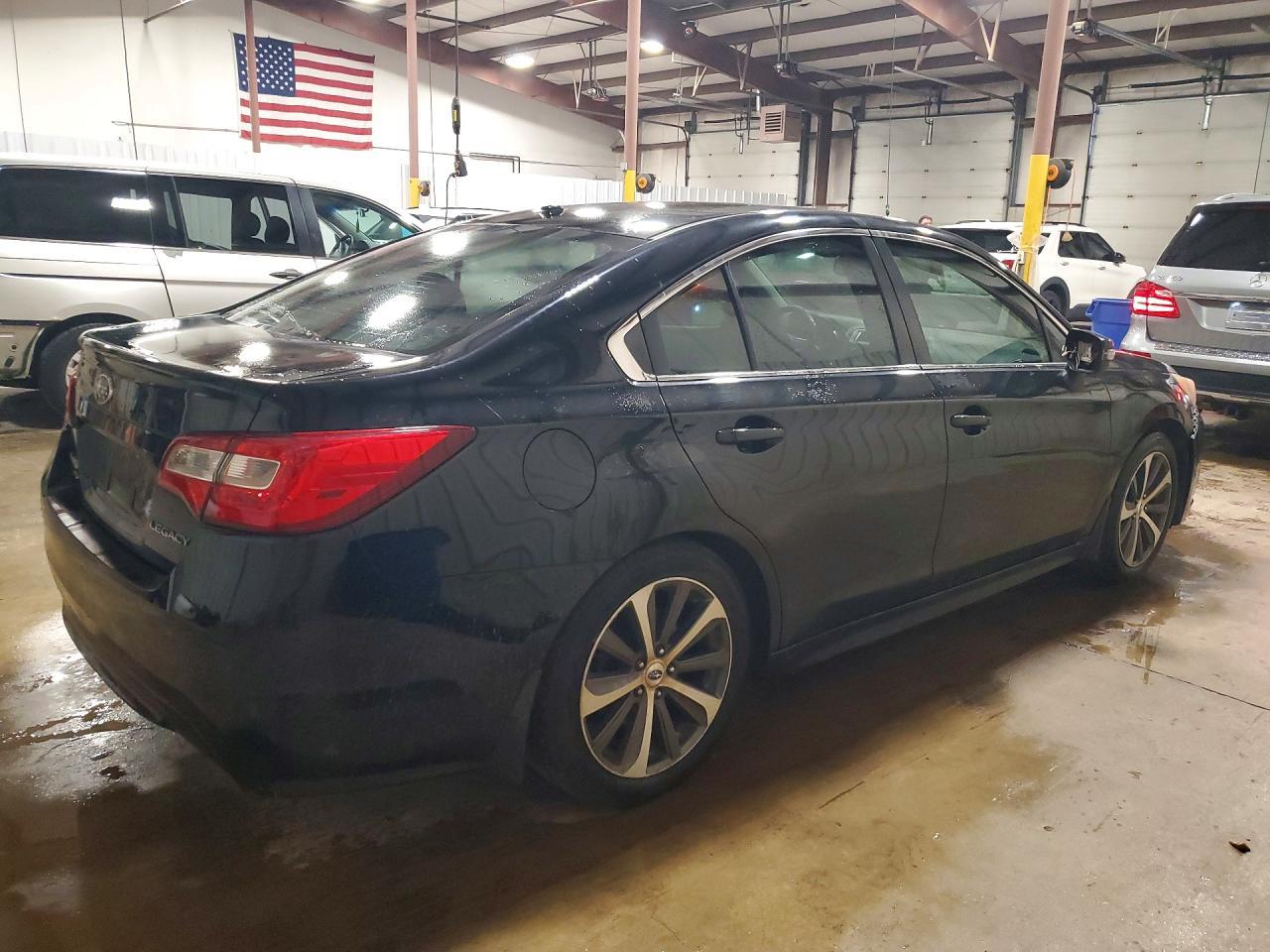 2015 Subaru Legacy 2.5I Limited - Фото 3