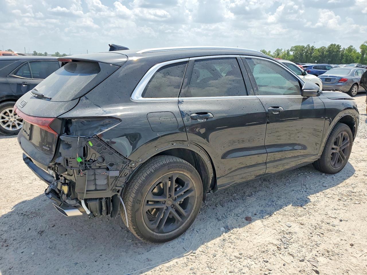 2026 Audi Q5 Premium - Image 3