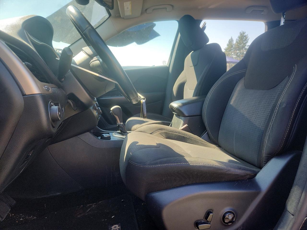 2015 Jeep Cherokee Latitude - Фото 7