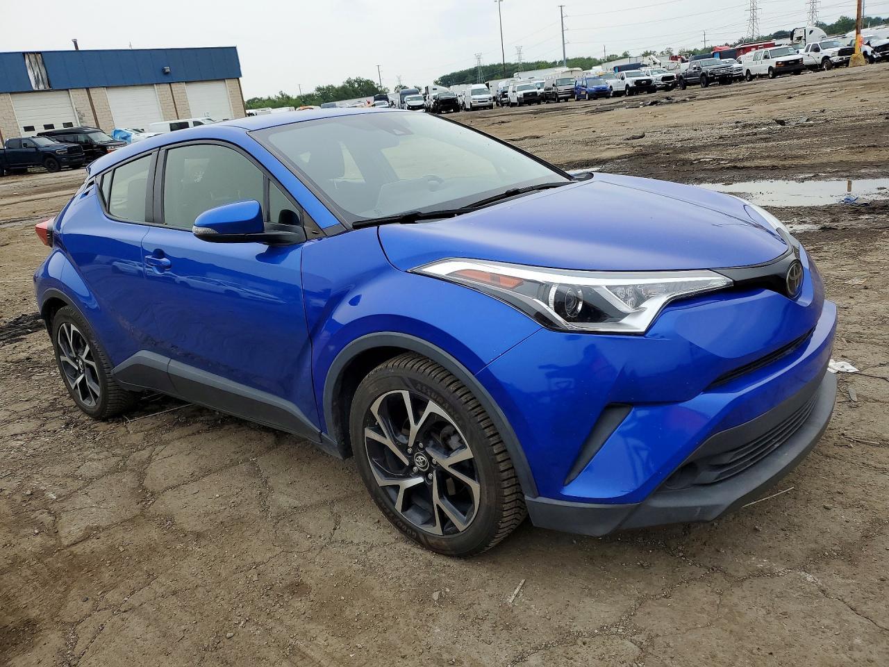 2019 Toyota C-Hr Xle - Фото 4