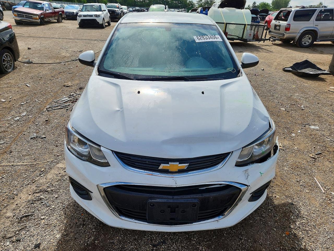 2017 Chevrolet Sonic Lt - Фото 5