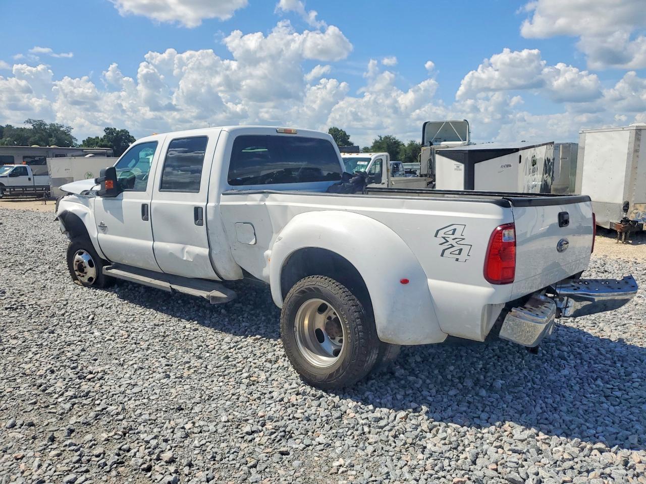2012 Ford F350 Super Duty - Фото 2