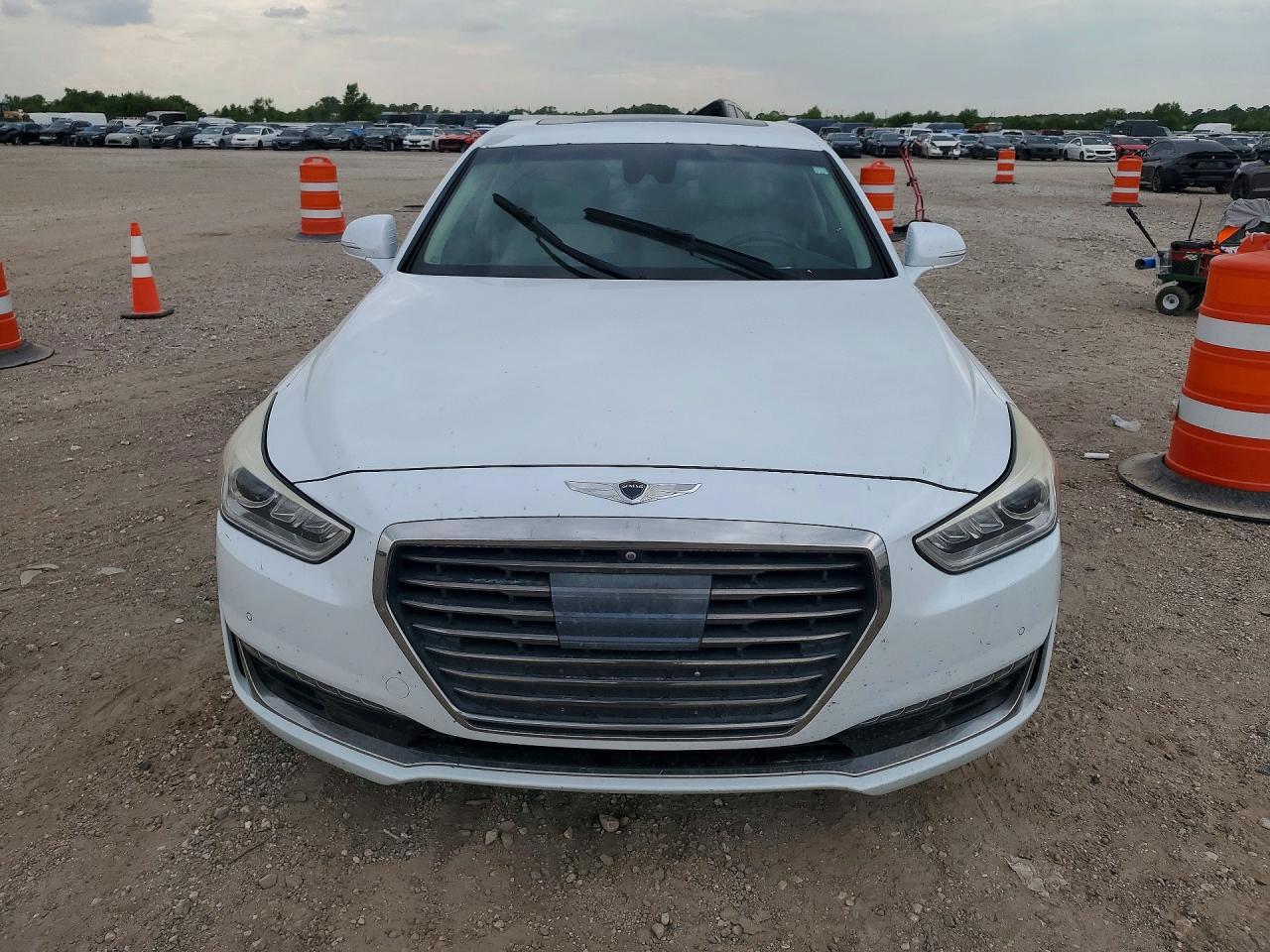 2017 Genesis G90 Premium - Фото 5