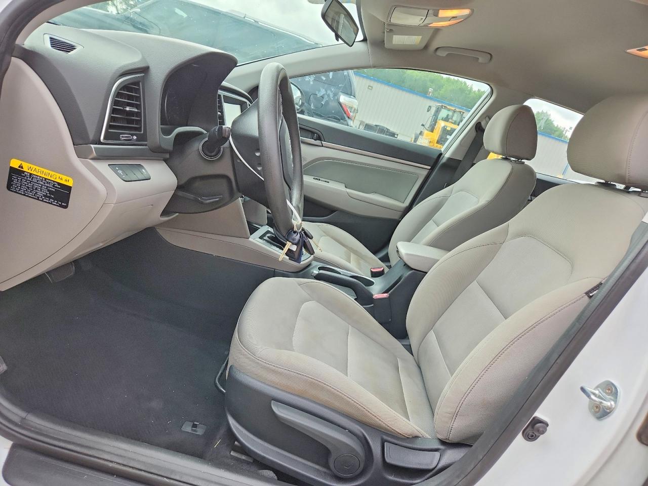 2017 Hyundai Elantra Se - Фото 7
